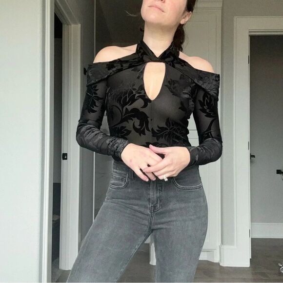 BCBGMaxAzria Velvet Black Burnout Floral Bodysuit Size XX-Small/X-Small NWT - Picture 2 of 6